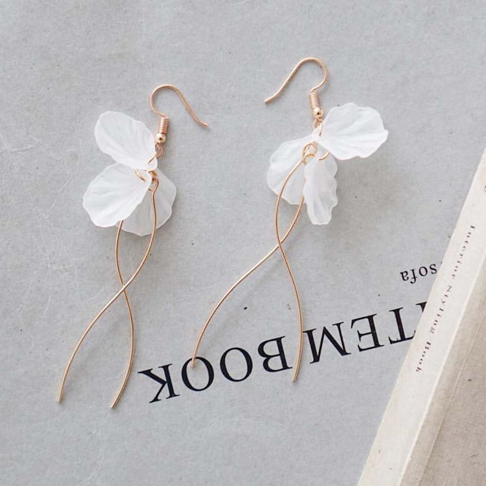 Anting Korea 2 Kelopak Bunga Flower Juntai Tusukan