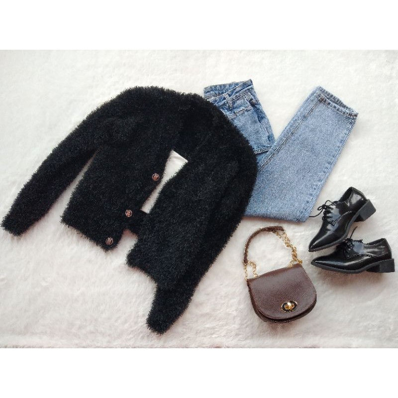 Molly Crop Sweater / Sweater Bulu Korea / Fuzzy Sweater