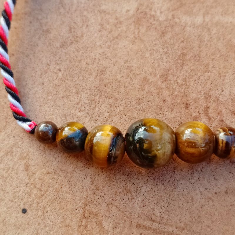 Gelang Tridatu Tiger Eye Mata 7 / Gelang Tridatu Murah / Gelang Batu Alam / Gelang Pria Murah / Gelang Tiger Eye / Oleh Oleh Bali Murah / Tridatu Khas Bali Murah / Gelang Tridatu Khas Bali / Tridatu Custom Murah / Kado Cowok / craftdewata