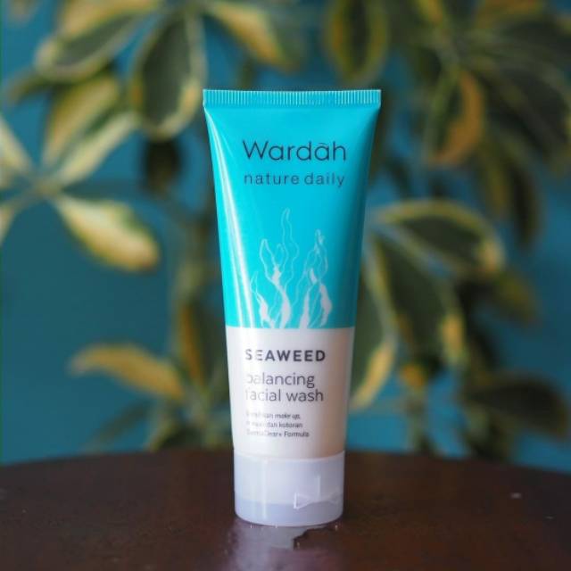 Wardah Facial Wash Seaweed