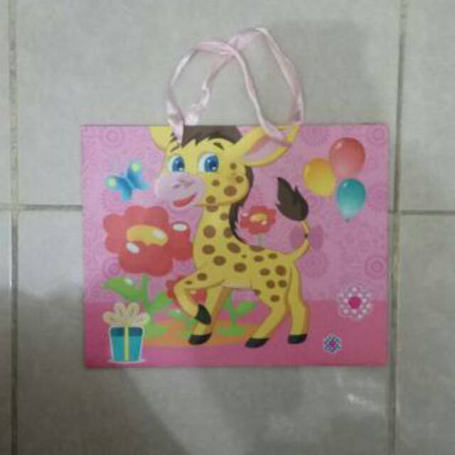 

Tas Karton / Paper bag / Paperbag Cute