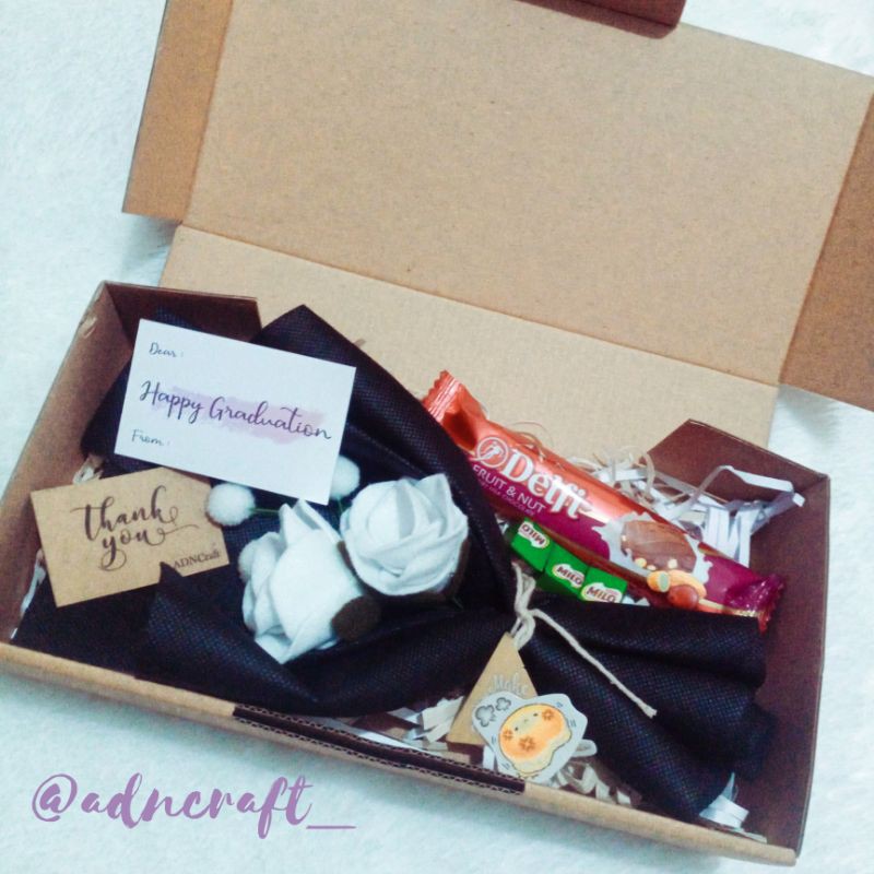 Gift box hampers snack murah lucu