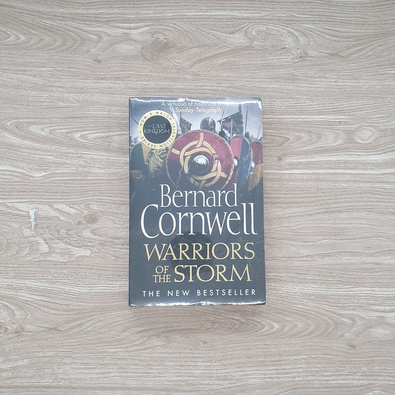 Bernard Cornwell - Warriors of the Storm