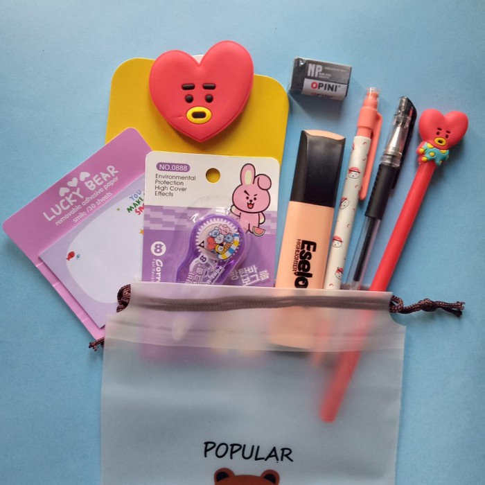 

Buruan Set Alat Tulis + Pop Socket Gilaa!!!