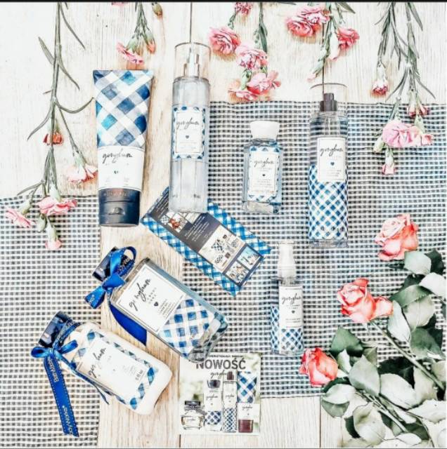 ON SALE!❤BATH &amp; BODY WORKS BBW KERTAS KADO KOTAK KOTAK NAVY BLUE GINGHAM GIFT WRAPPING PAPERS &amp; TISSUE PAPERS KERTAS TISSUE BIRU PUTIH KOFAK-KOTAK KECIL PROMO SUPER MURAH LEBAY KERTAS TIPIS BUNGKUS KADO ULANG TAHUN GIFT FOR HIM MEWAH TERLARIS BESTSELLER