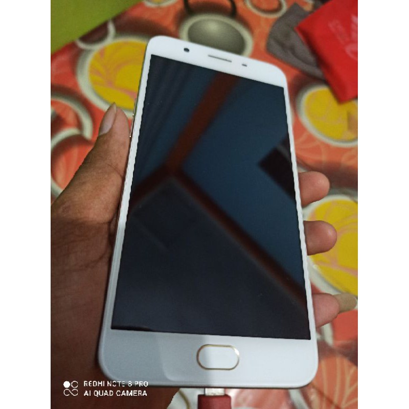 Oppo F1S Matot