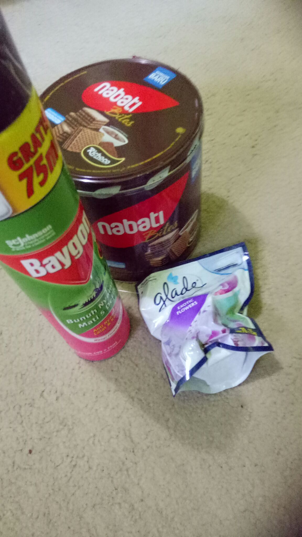 Glade Pengharum Ruangan Gantung 70 + 15gr