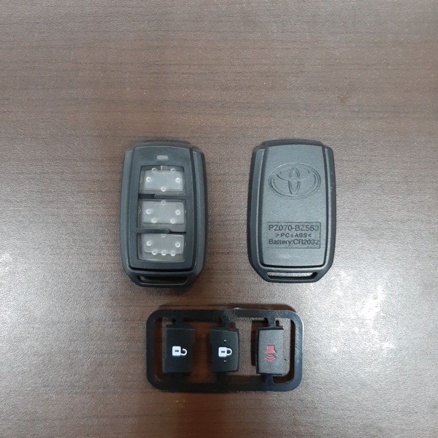 Casing remote mobil toyota all new Avanza