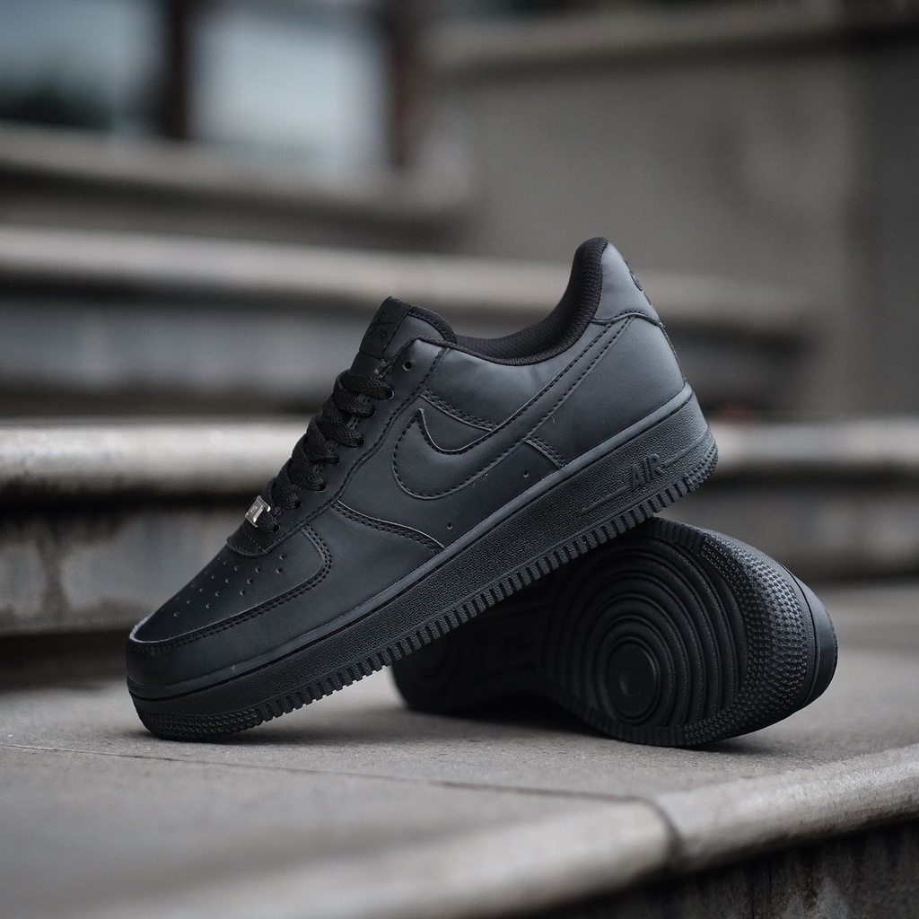 Nike air force черные. Nike Air Force Triple Black.