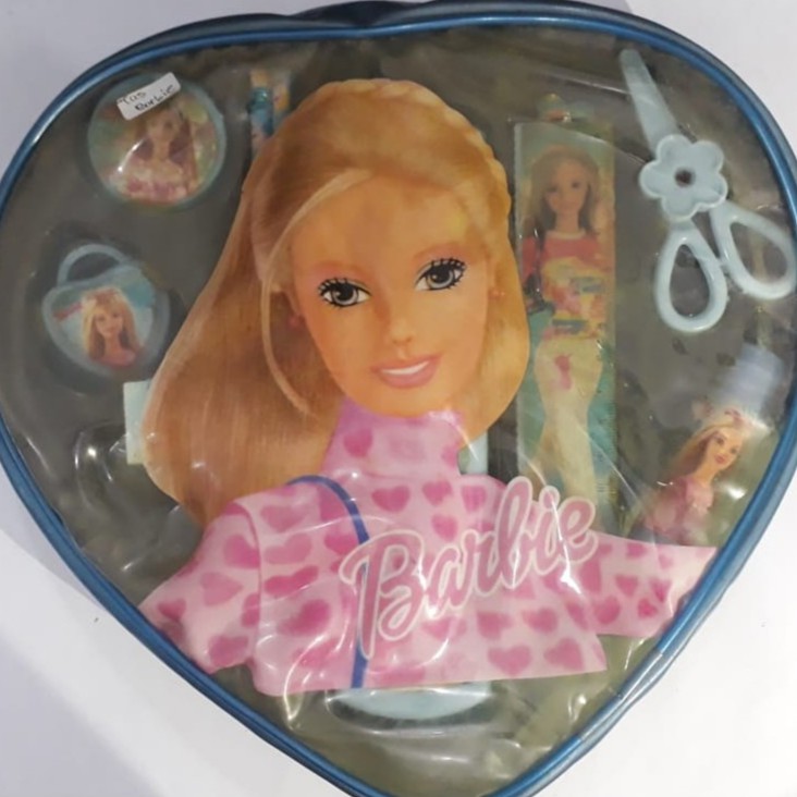 

Tas Barbie plastik isi alat tulis