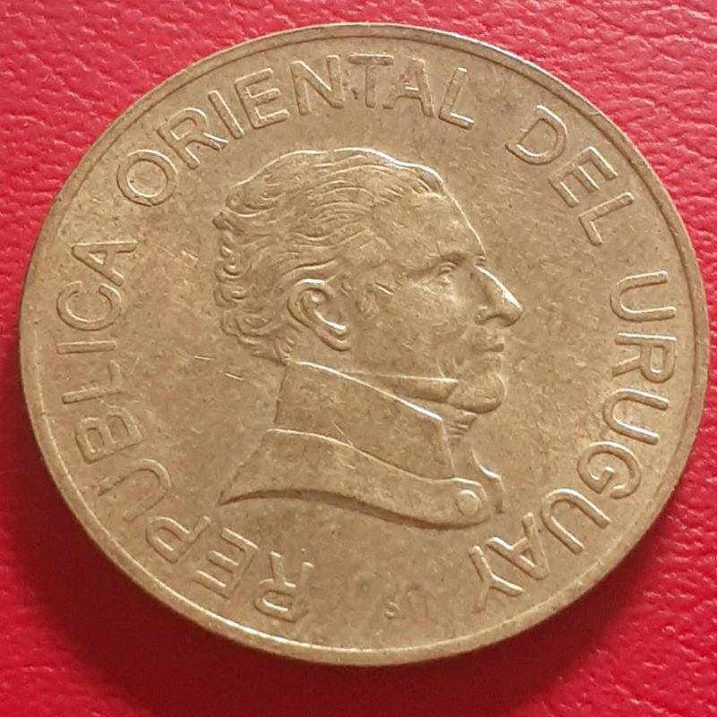 Uang Koin Kuno Luar 5 Dollar Pesos Uruguay Tahun 2005