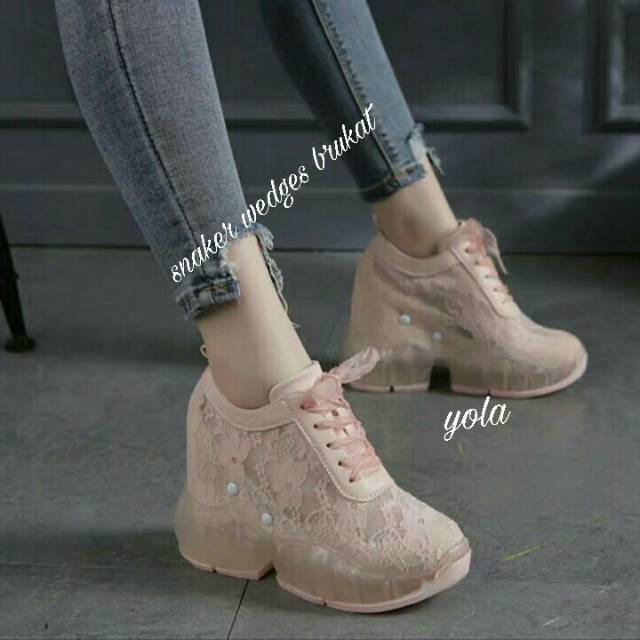 SEPATU BOOTS WEDGES WANITA SNEAKER BRUKAT PESTA IMPORT UNDANGAN PAYET TRANSPARANT EMORY  IMPORT