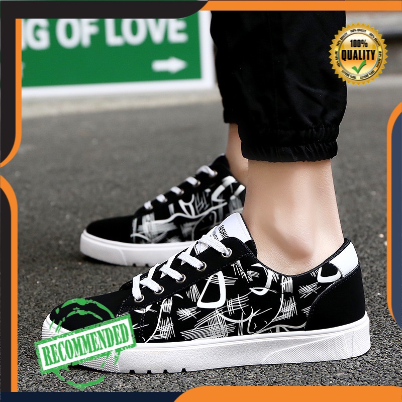 Pria Kasual Sepatu Kanvas Sepatu Pria Korea Fashion Sneakers Hitam LowTop Kain Sepatu Mahasiswa Pria