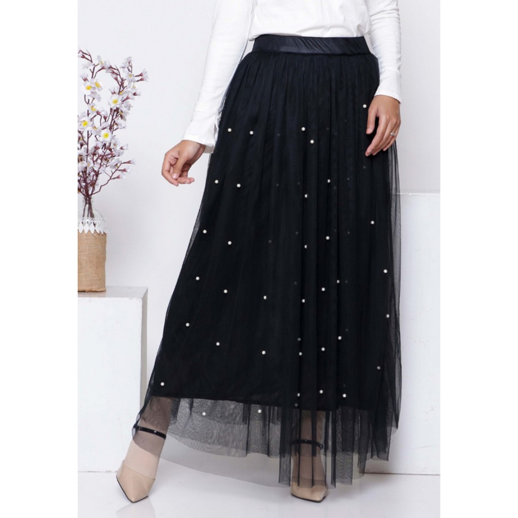 5512 pearl long skirt ( ramadan edition )