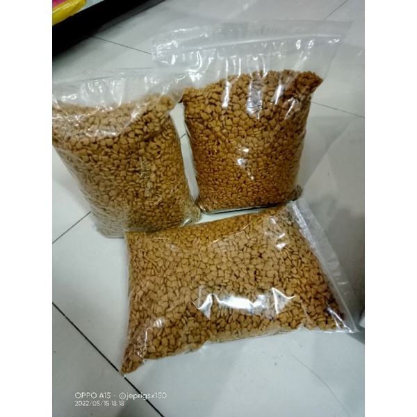 tasty kitten makanan kucing 1kg repack