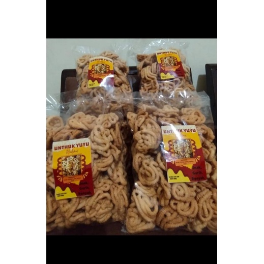 

Kue lebaran Unthuk yuyu