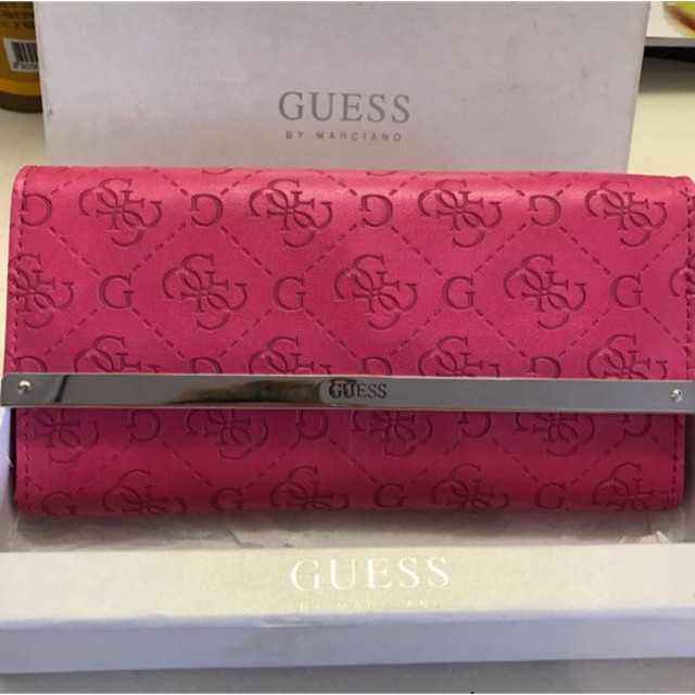 GUESS Wallet