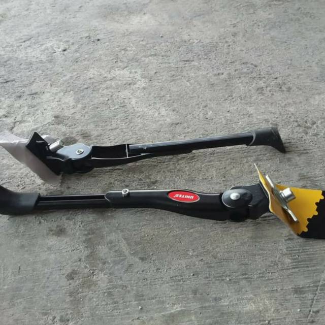 Standar tengah sepeda united