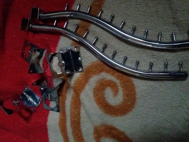 Bracket Pipa Kotak Tembok 7 Cm