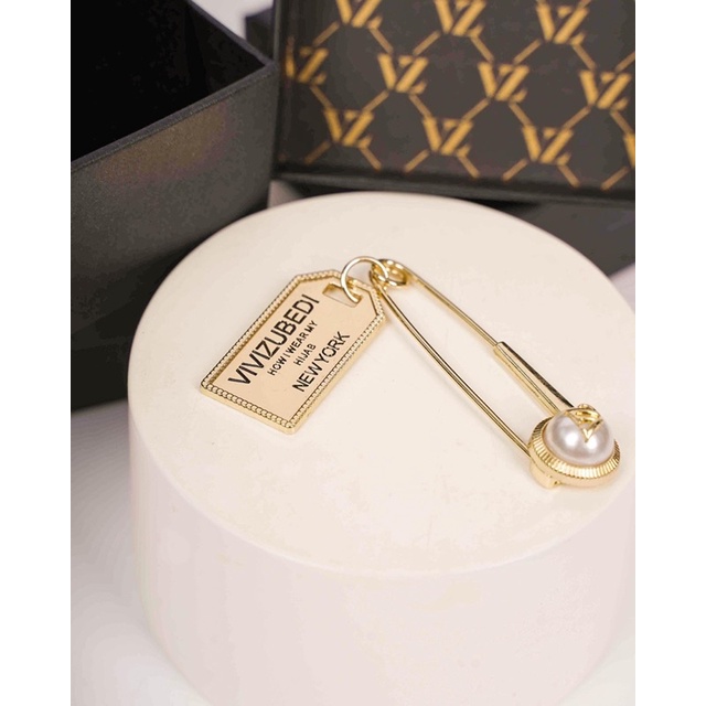 VZ PIN BROOCH