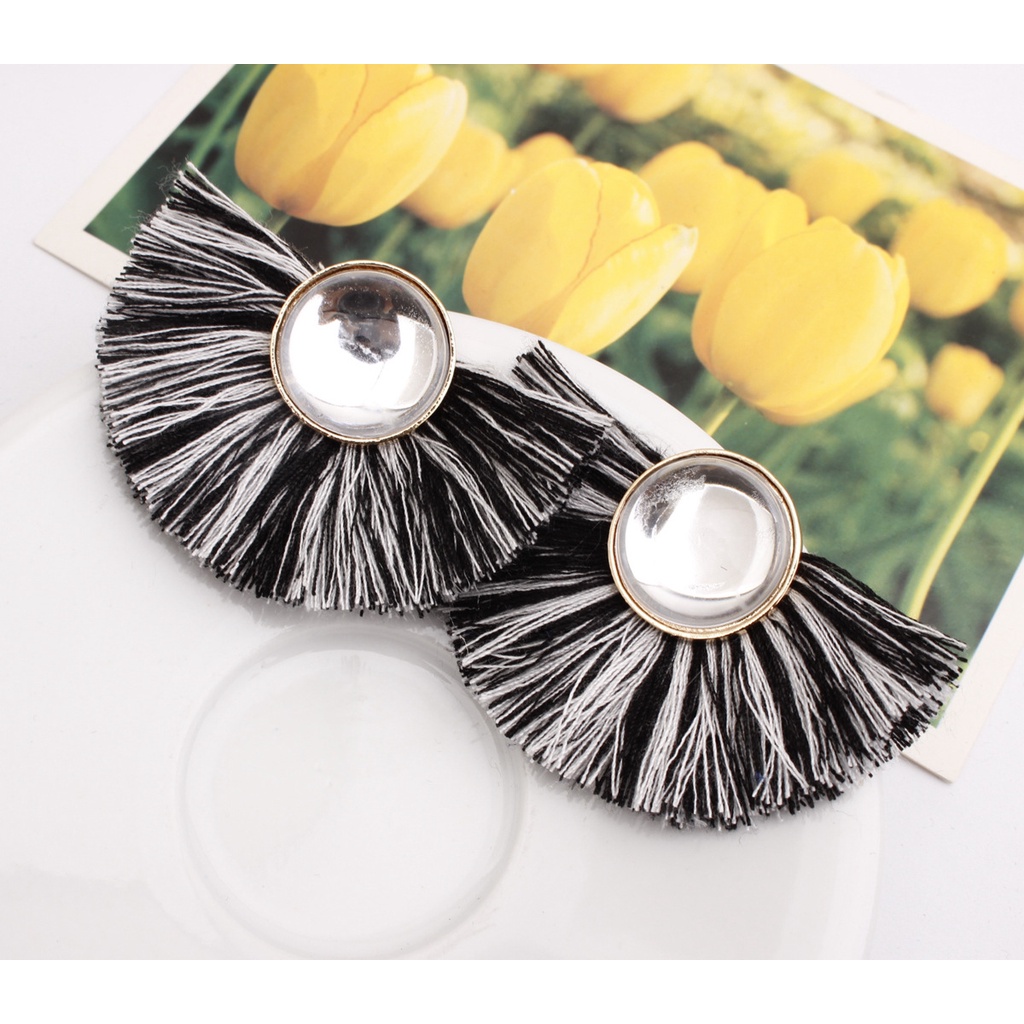 Eropa dan Amerika terkenal Bohemian nasional gaya rumbai anting-anting hand-woven bulat fashion stud