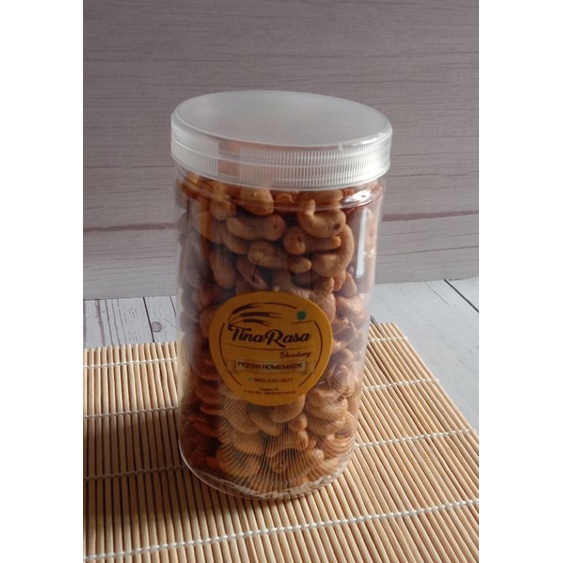 

kacang mede