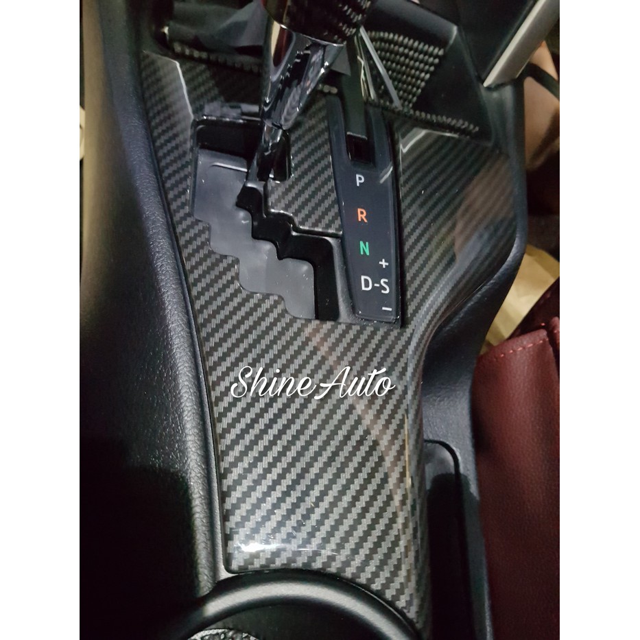 Panel Transmisi Carbon / Motif Kayu Innova Reborn