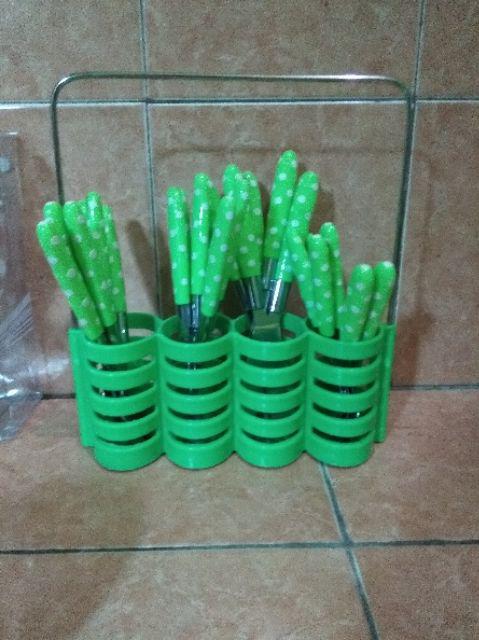 Sendok Garpu Pisau Polkadot Alat Makan Set Lengkap 24 Pcs