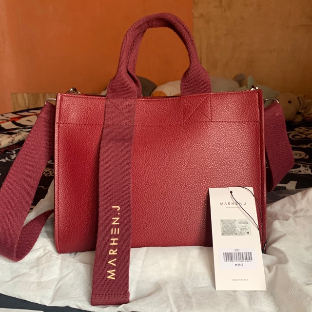 Preloved Marhen J cindy bag - burgundy