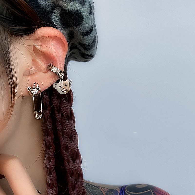 Earrings Simple Bear Pendant Does Not Fade