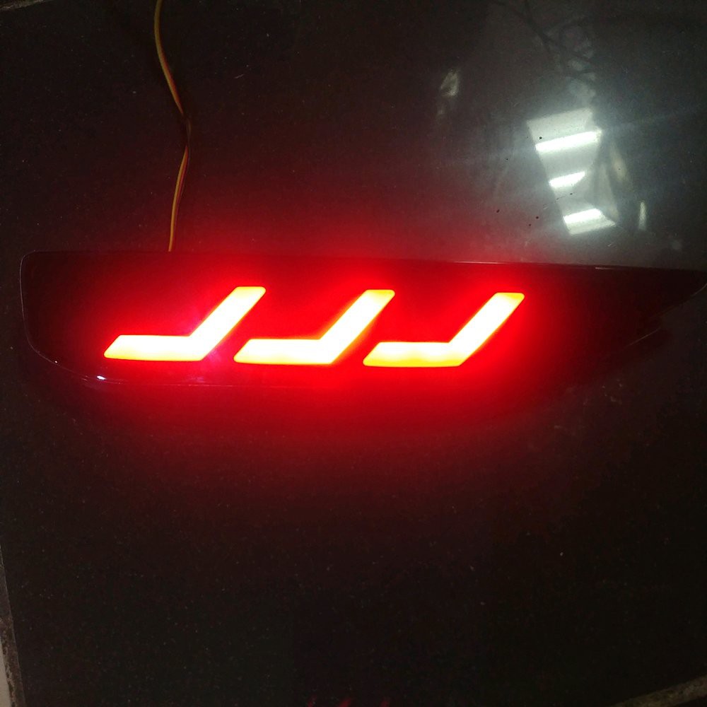 reflektor lampu bumper belakang mitsubishi xpander Exceed / sport / ultimate NYALA MERAH ELEGANT plasma cob