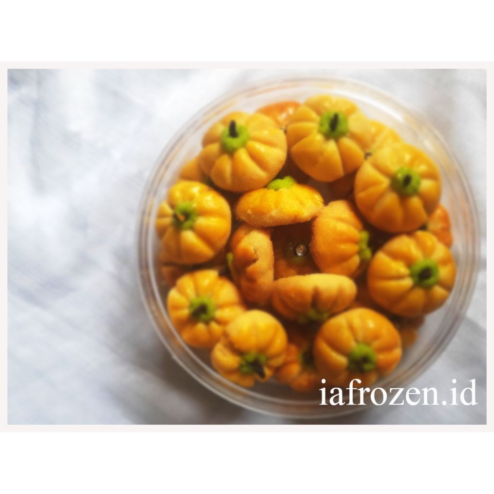 

KUE NASTAR | NASTAR KLASIK | KUE LEBARAN | JAJANAN | NASTAR PREMIUM | NASTAR NANAS | NANAS