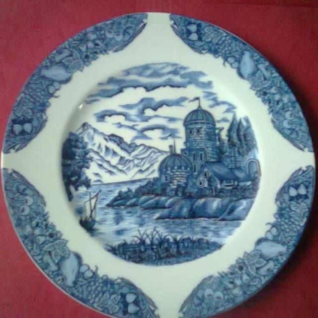 Piring Keramik jadul Anglo Normand
