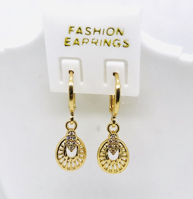 Anting gantung //anting wanita //perhiasan anting //anting //perhiasan