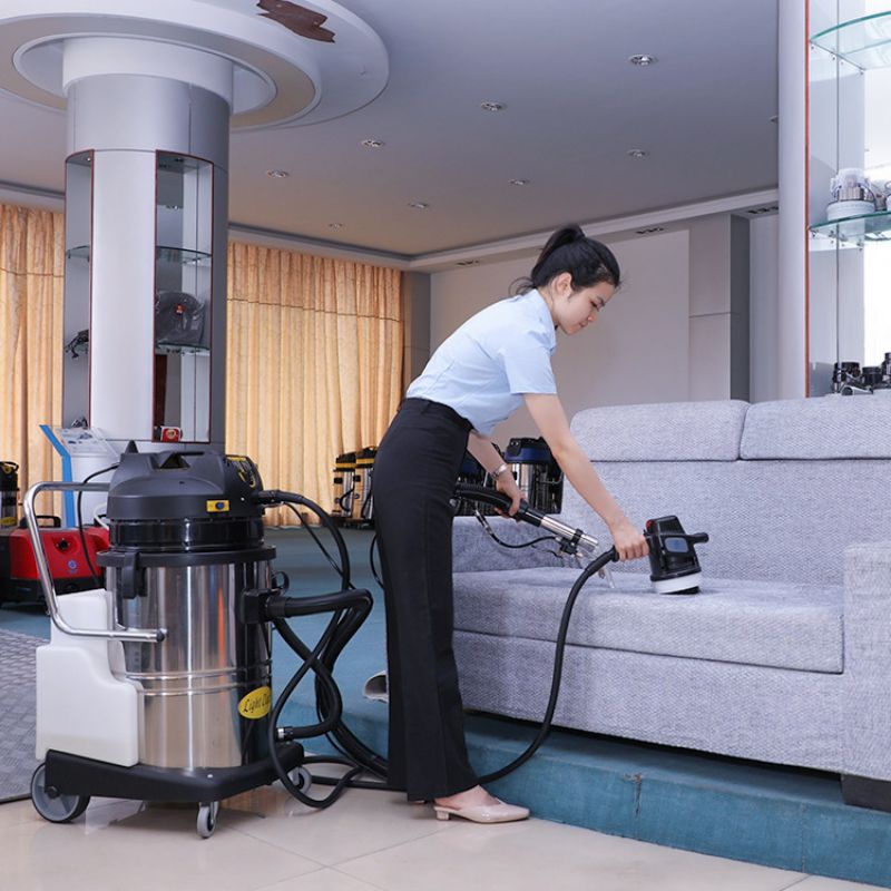 Vacuum Extractor 30Liter with Sofa Maintainer