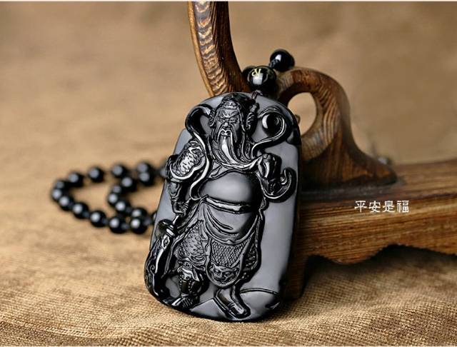 KALUNG BATU OBSIDIAN HITAM DEWA PERANG GUAN GONG KWAN KONG