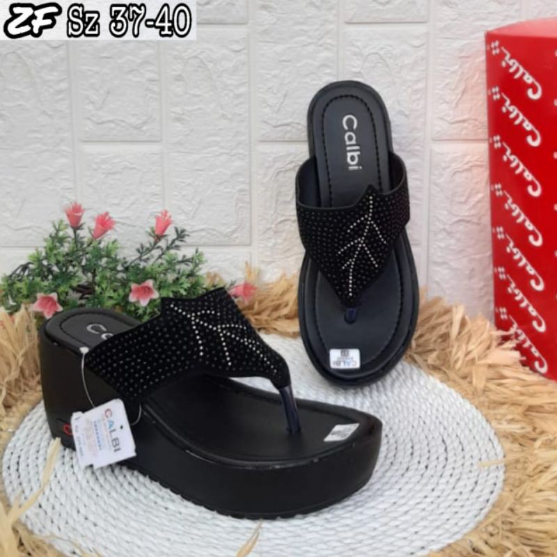 WEDGES CALBI WANITA JEPIT DAUN BEST SELLER