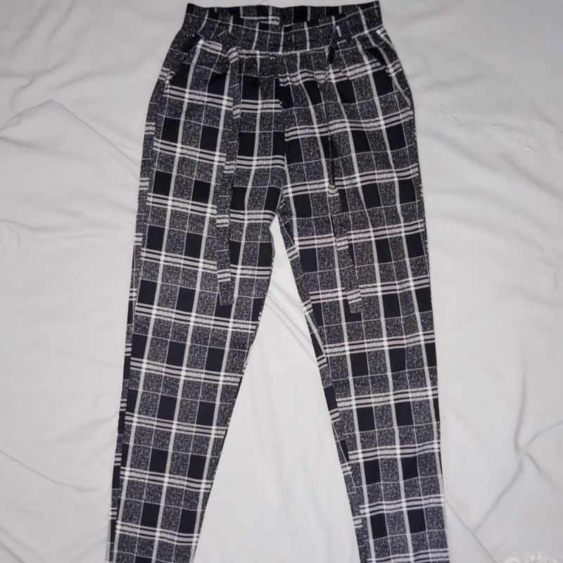 BAGGY PANTS (PRELOVED)