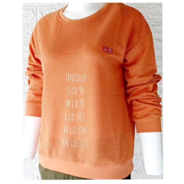 Sweater Rajut UNIQLO