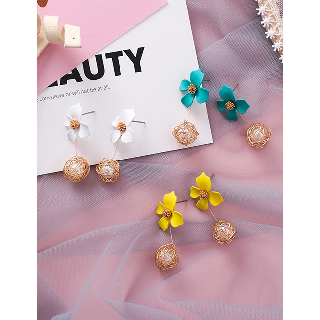 LRC Anting Tusuk Fashion Flower Mesh Ball Stud Earrings F6560X