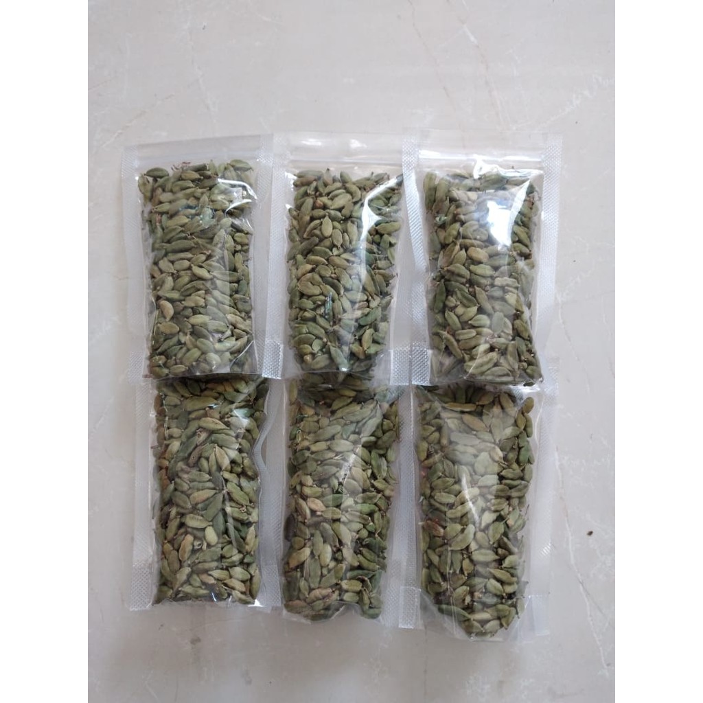 

50 GRAM KAPULAGA HIJAU PREMIUM / GREEN CARDAMOM