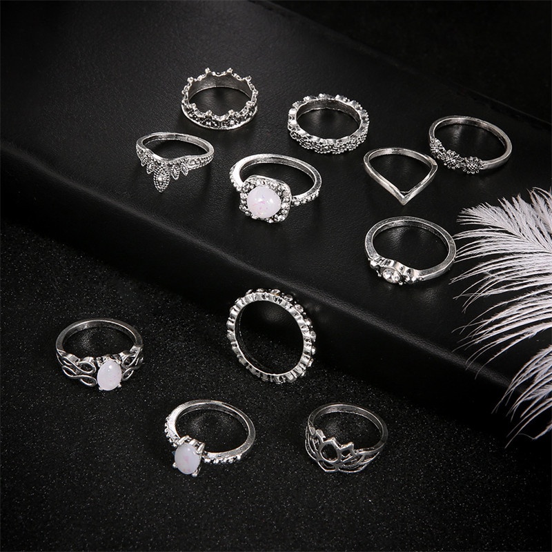 11pcs / Set Cincin Knuckle Desain Totem Gemstone Hollow Untuk Wanita