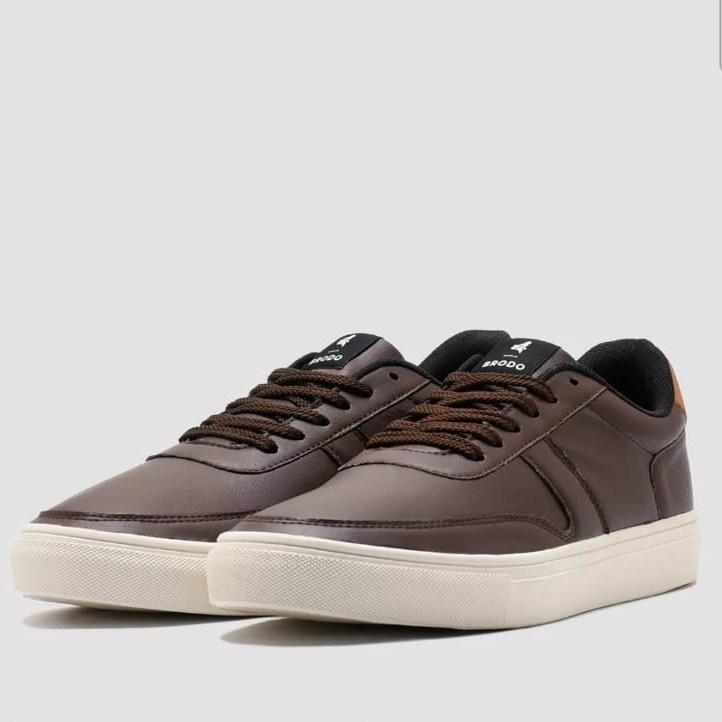 Sepatu Brodo Corte