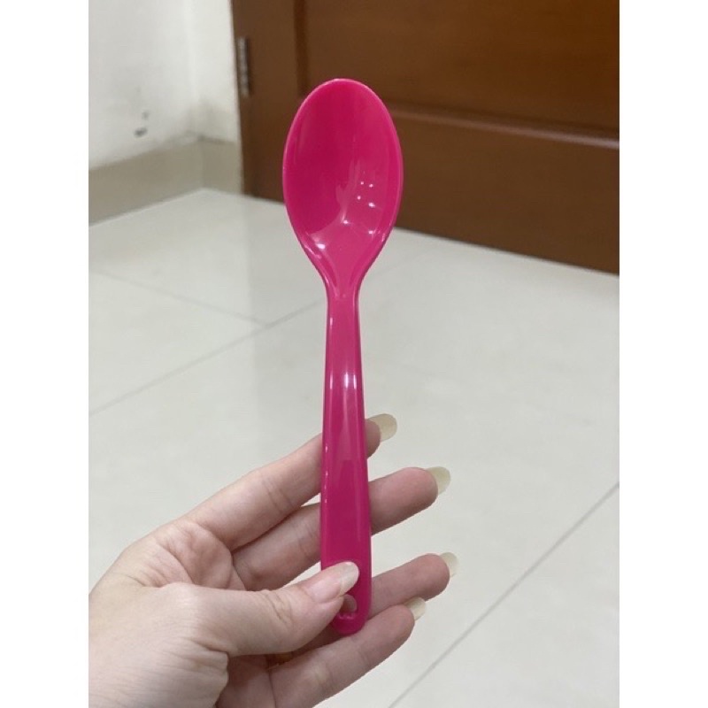 Gelas Minum Plastik _Piring Makan Bulat Plastik _Mangkok Makan Bulat Bakso Plastik_Sendok Makan Plastik_Terlaris Termurah Berkualitas ( 1pcs ) claris-Sendokplastpinkmaron