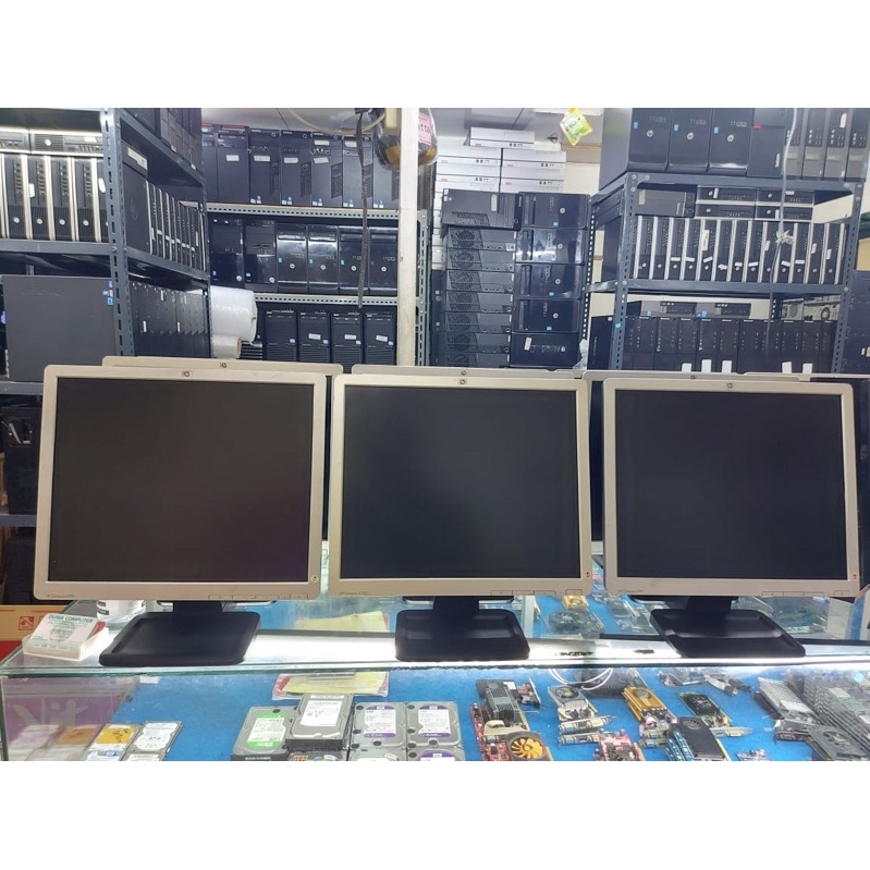 MONITOR MURAH DELL/HP 17-19inch SQUARE LIKE NEW KOMPLIT KABLE ORI