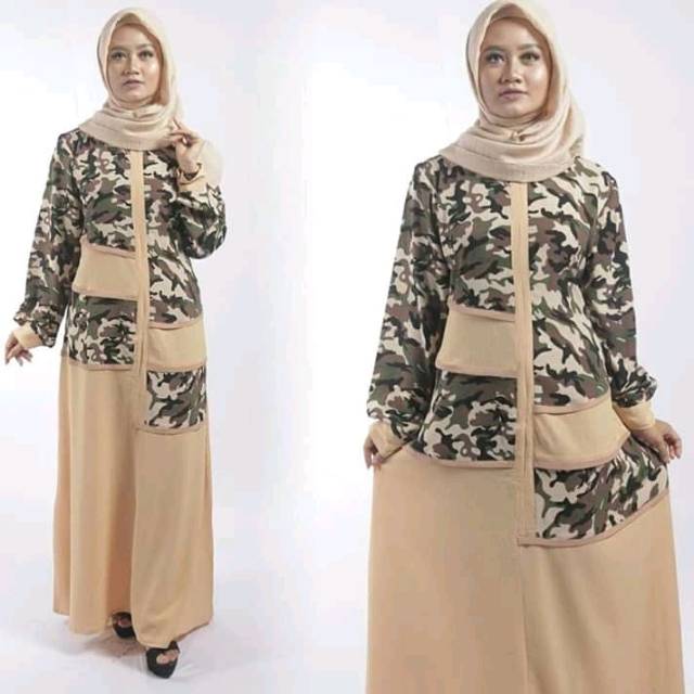 Gamis fendi