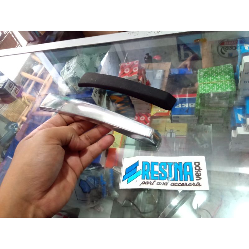 jengger jambul spakbor depan Vespa sprint PX PS Strada sprint croom bagus