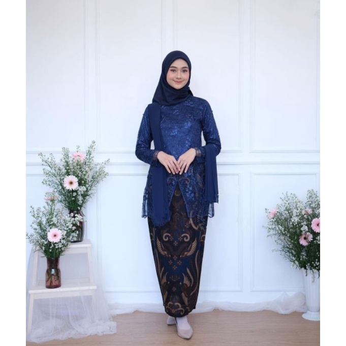 SET COUPLE ALIVA NAVY SET KEBAYA BATIK COUPLE NEW ARRIVAL READY 5 WARNA| BATIK-BATIK COUPLE MANDA NAVY SET COUPLE PRILLY