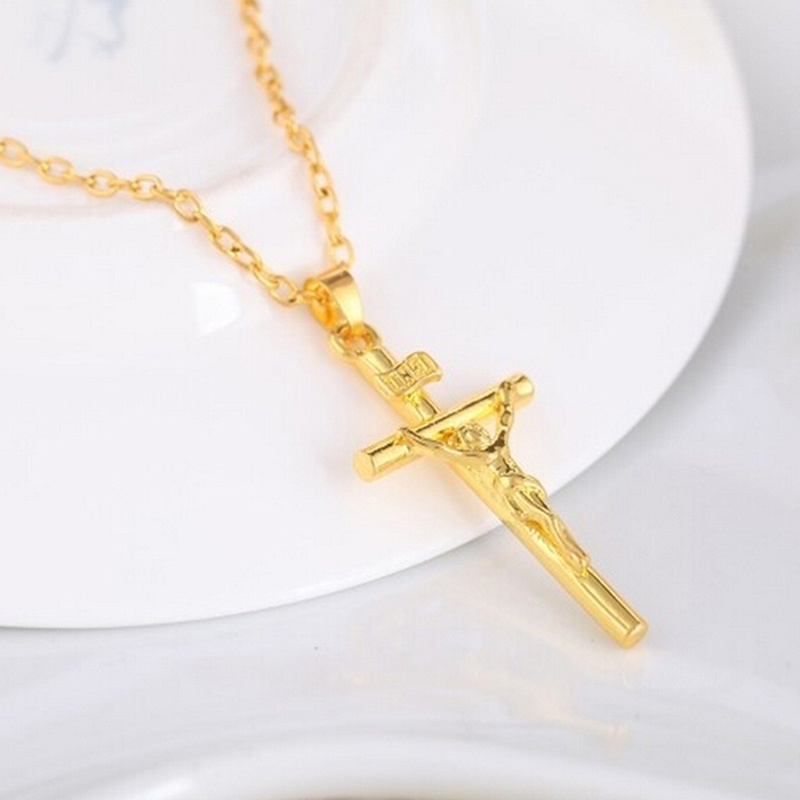 Kalung Rantai Dengan Liontin Salib Yesus Kristen Warna Emas / Silver Untuk Wanita