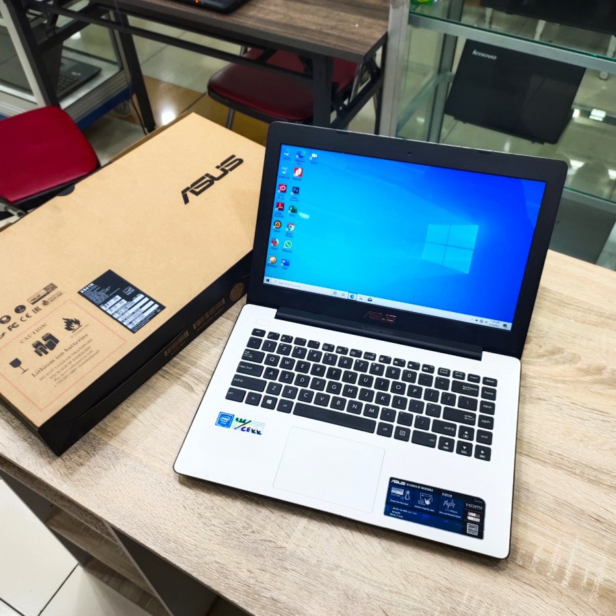 PROMO...!!! Laptop Leptop Asus X401U Sangat Istimewa mulus siap pakai